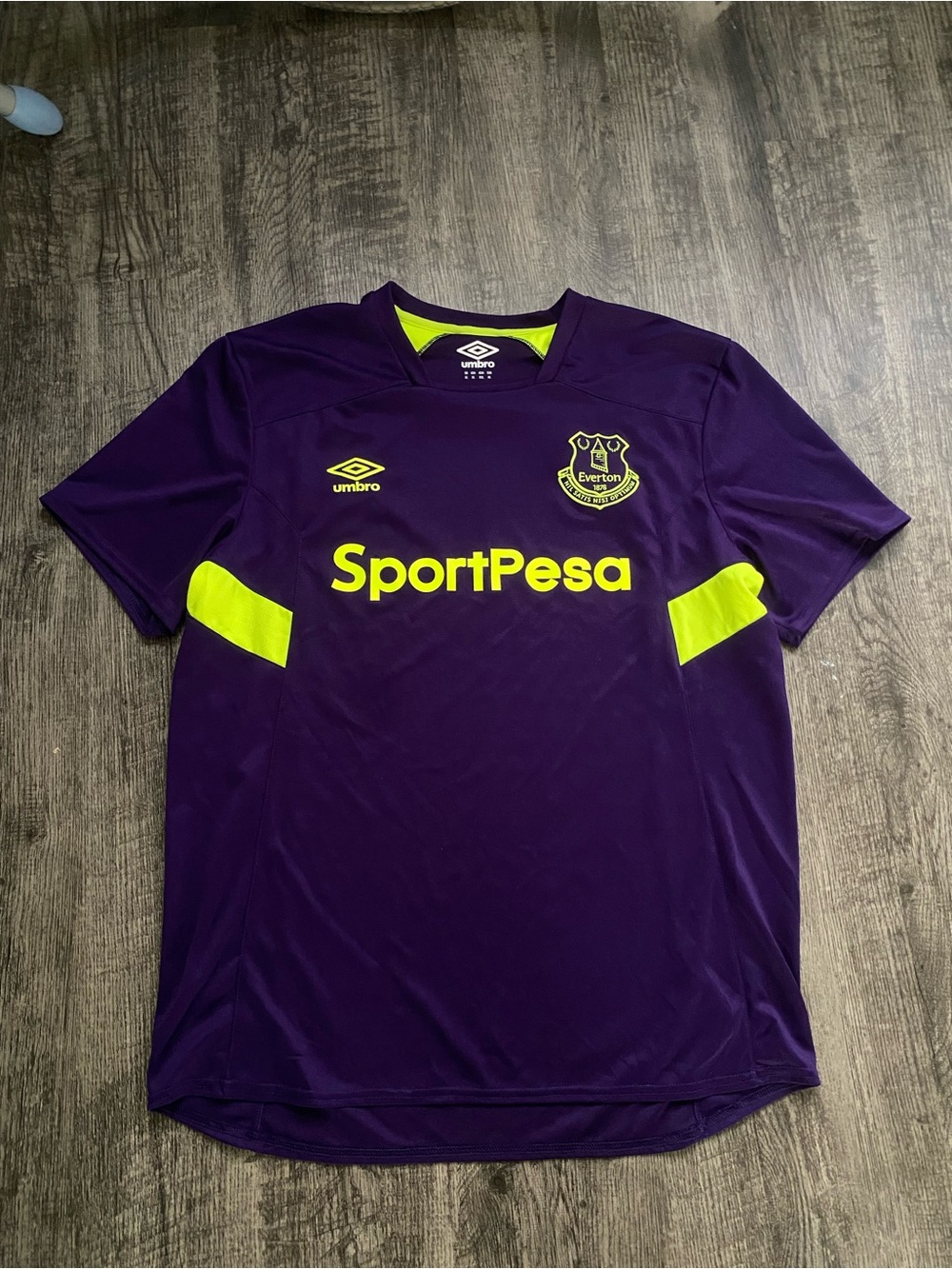 Everton FC Umbro Third Jersey Purple Neon Yellow SportPesa Adult Size XL Soccer